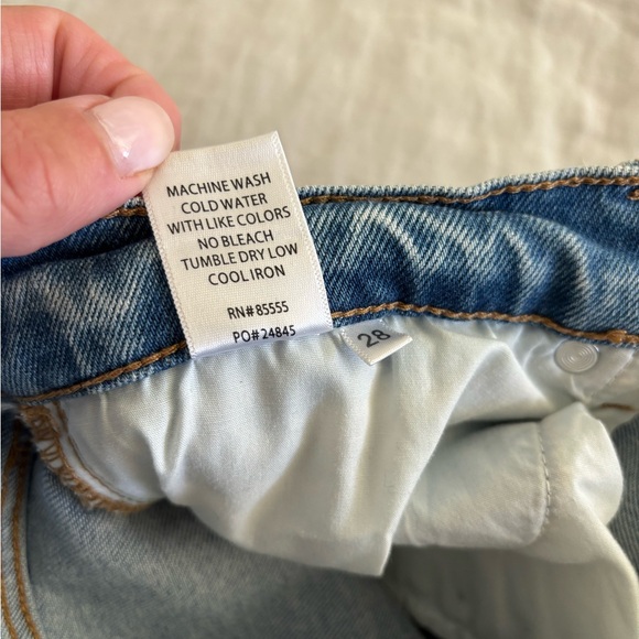 Pistola Light Wash Denim with Raw Hem and Distressed Details Vintage Feel Sz 28 - Picture 8 of 12